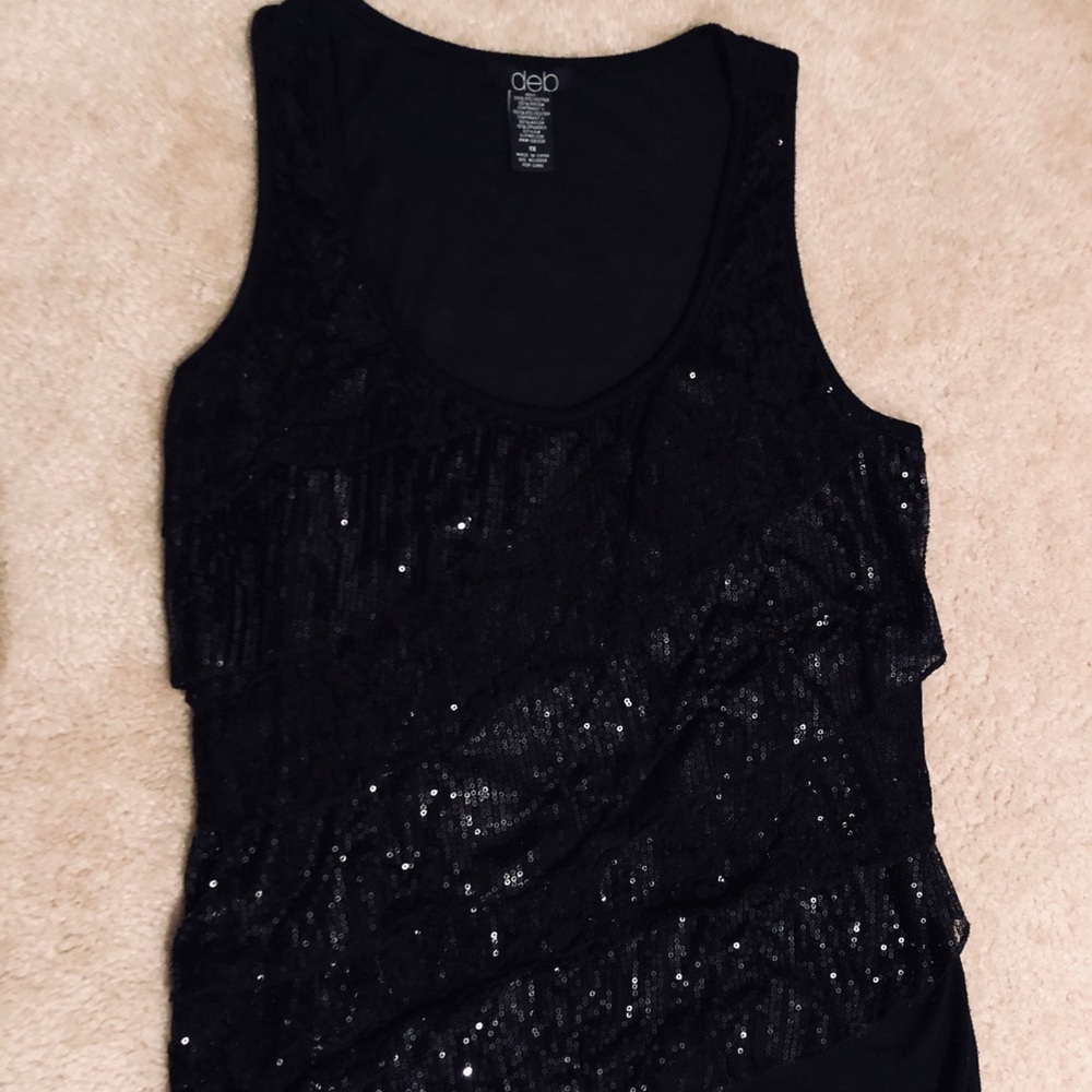 🌸 Black V-neck Sleeveless Top 🌸